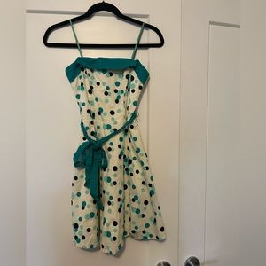 Green and white polka dot City Triangles dress size 3/4